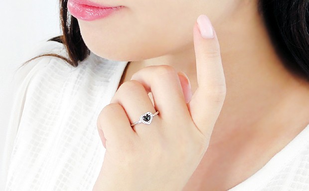 ブラックダイヤリング プラチナ 天然 ダイヤモンド ハート ローズ