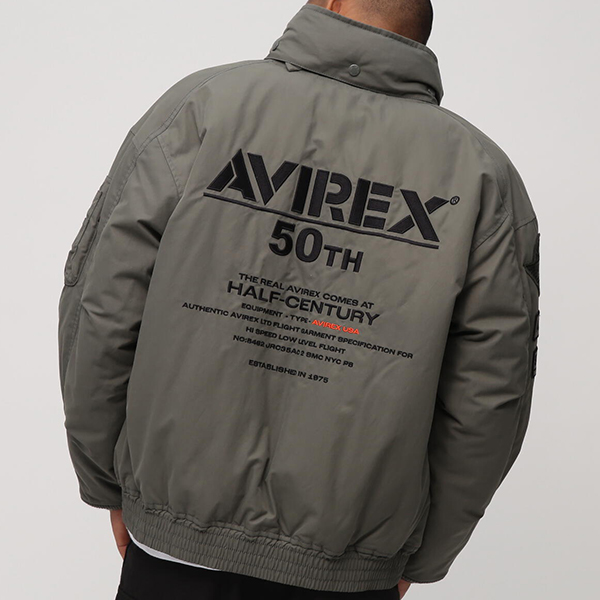 【美品】　AVIREX ブラック ナイロンジャケット　XL バックプリント 美品】 AVIREX ブラック ナイロンジャケット XL バックプリント