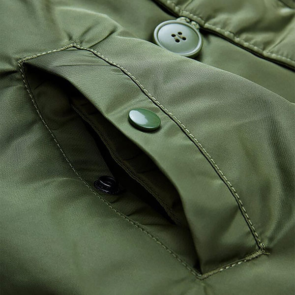 Alpha Industries（アルファ・インダストリーズ） ALPHA アルファ