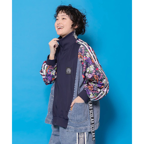 週末値下げ♡ScoLar新品ジャージデニムリメイク風ブルゾンMサイズ大きいサイズ ScoLar（スカラー） レディース 長袖 花 ねこ 袖 柄 ジャージ デニム