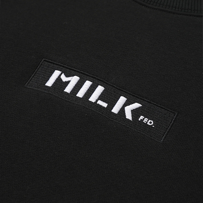 MILKFED. ミルクフェド EMBROIDERED BAR SWEAT TOP MILKFED. エンブロイダリー バーロゴ スウェット 103233012008 / 2023AW ※ MILKFED. ミルクフェド EMBROIDERED BAR SWEAT TOP エンブロイ