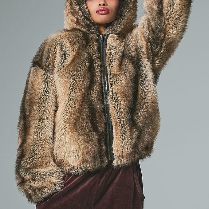 X-girl（エックスガール） LOGO PATCHED FAUX FUR HOODED JACKET ロゴ