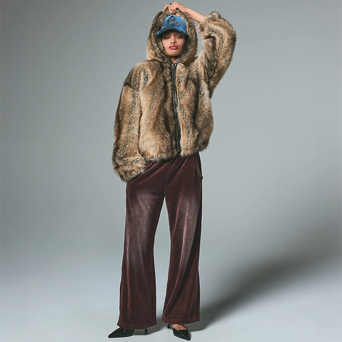 X-girl（エックスガール） LOGO PATCHED FAUX FUR HOODED JACKET ロゴ