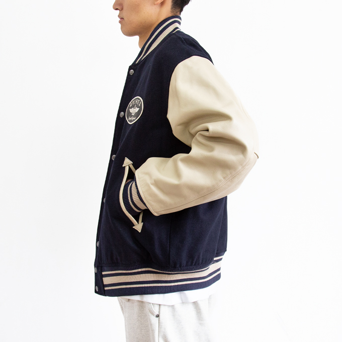 ジャケット・アウター AUTHENTIC VARSITY JACKET SIGNATUR VARSITY JACKET / シグネチャー バーシティ ジャケット
