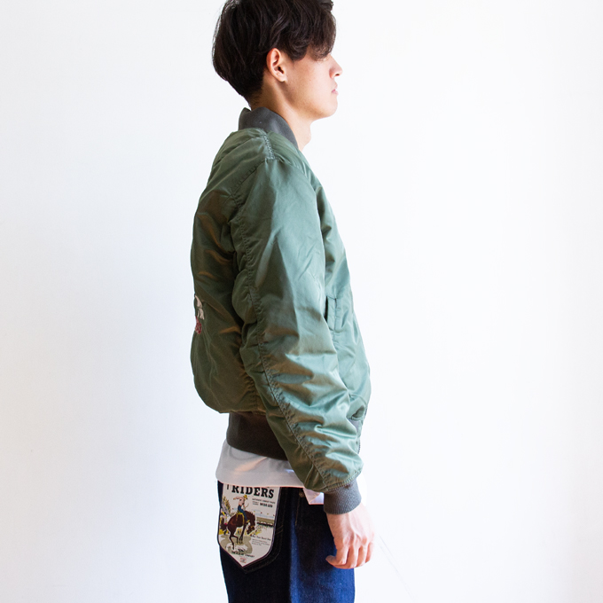 AVIREX MA-1 フライングタイガー ジャケット 緑 サイズL AVIREX MA-1 フライングタイガー ジャケット 緑 サイズL AVIREX FLYING