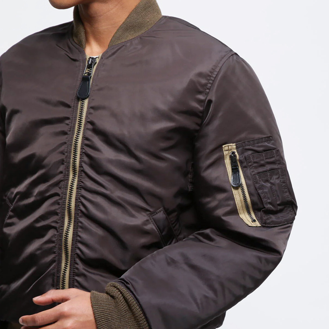 MA様サイズ1翌 AVIREX（アヴィレックス） アビレックス VINTAGE LINE MA-1 MODIFIED