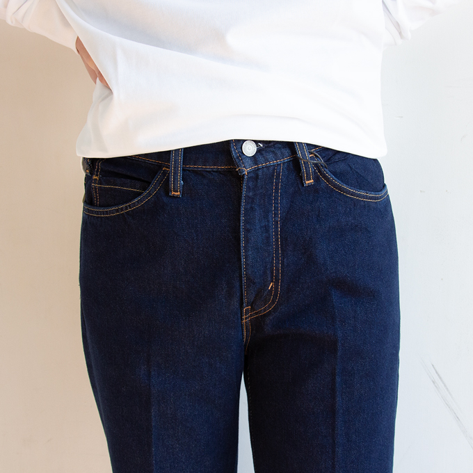 Levi's（リーバイス） STA PREST FLARE スタ-プレスト フレア A3552