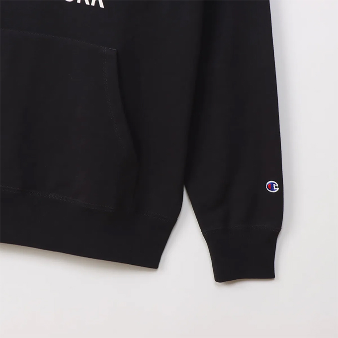 Champion（チャンピオン） フロッキー プリント フーデッド スウェット