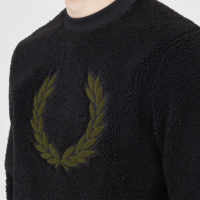 【 FRED PERRY フレッドペリー 】 Borg Fleece Sweatshirt ボーグフリース スウェットシャツ M4670 / 22AW  ※