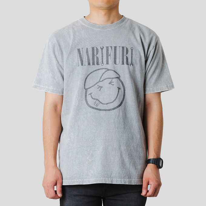 narifuri（ナリフリ） × SMILEY FACE ピグメント ダイプリント Tシャツ