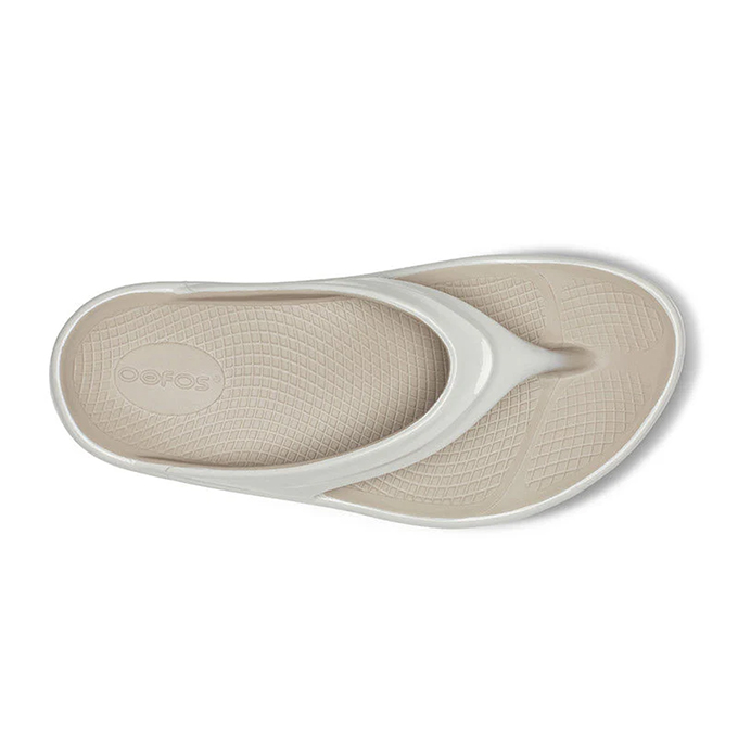OOFOS（ウーフォス） Women's OOmega Luxe ウーメガ リュクス