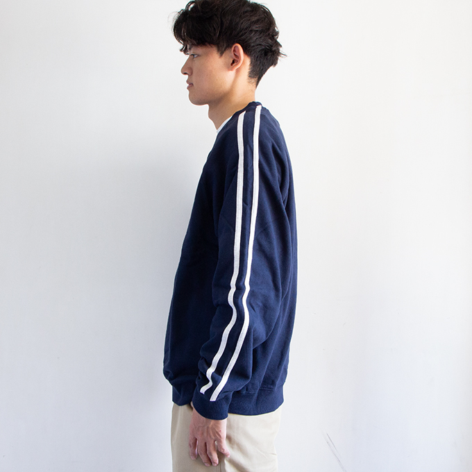 umbro（アンブロ） 【SALE!!】 袖ライン クルーネック スウェット