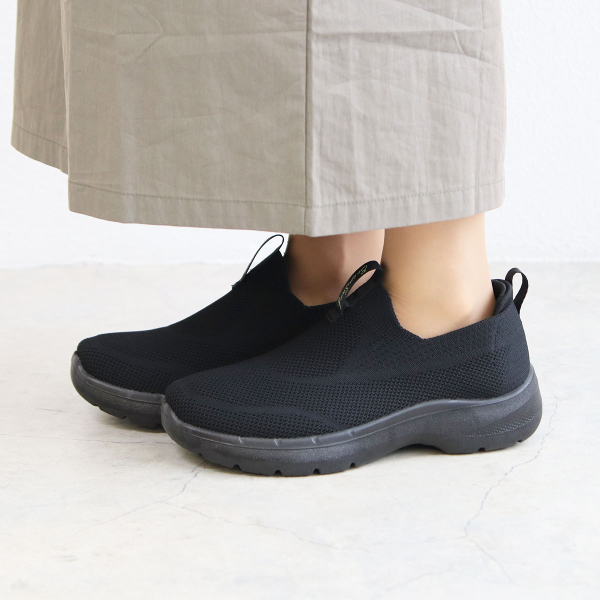 スリッポン レディース スニーカー 歩きやすい ジュニア 黒 ネイビー