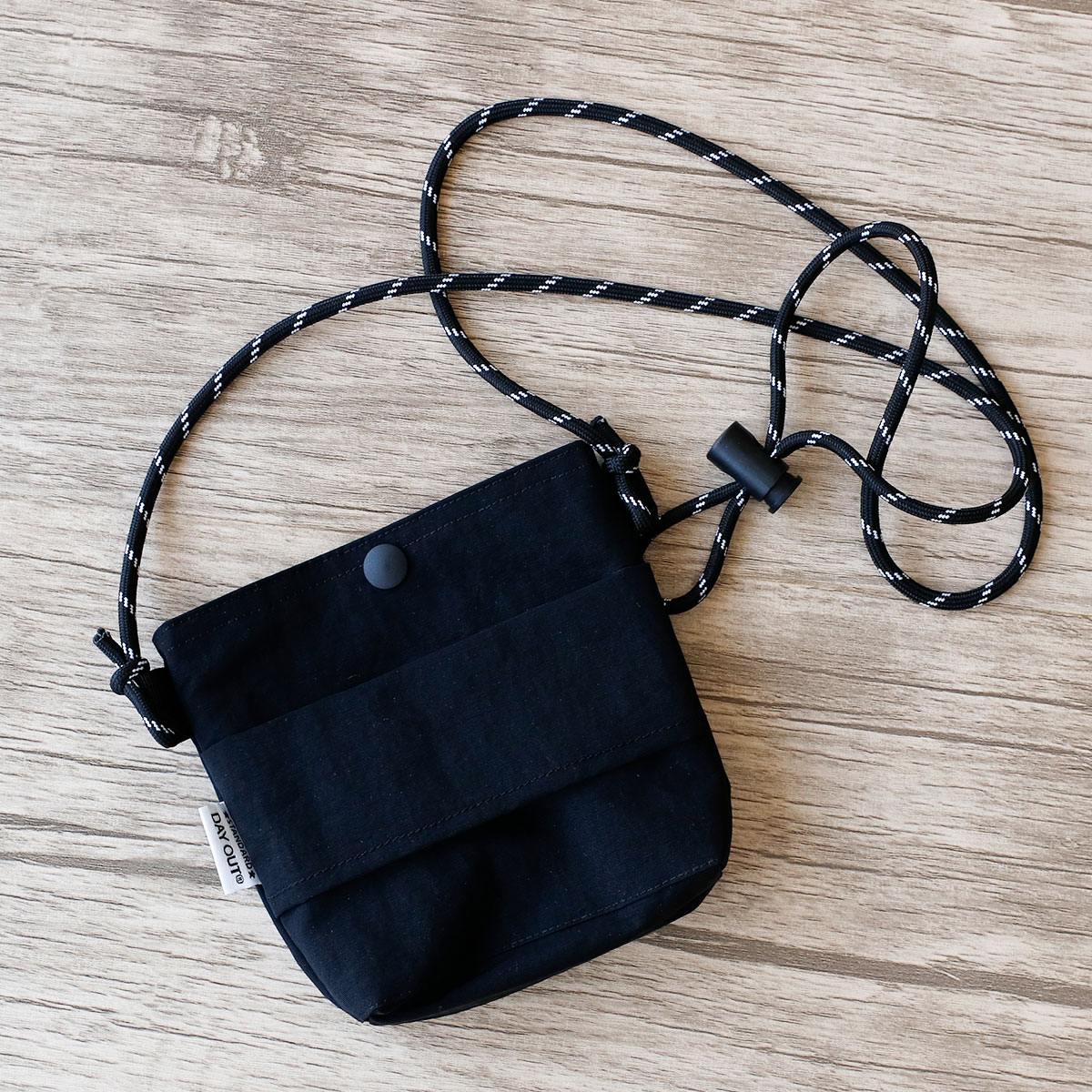 ポーチ 小物入れ ポシェット スマホポーチ ショルダーポーチ 日本製 DAY OUT デイアウト PeRO-simple pochette 951 爆買 | DAY OUT | 01