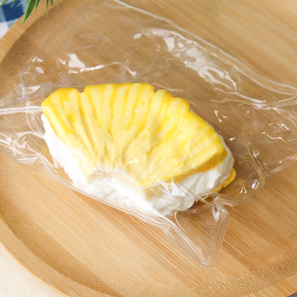 スクイーズ 水感 スイーツ おもちゃ ケーキ アイス ASMR ふわふわ もちもち かわいい リアル 食べ物系 お菓子系 人気 ギフト | ブランド登録なし | 03