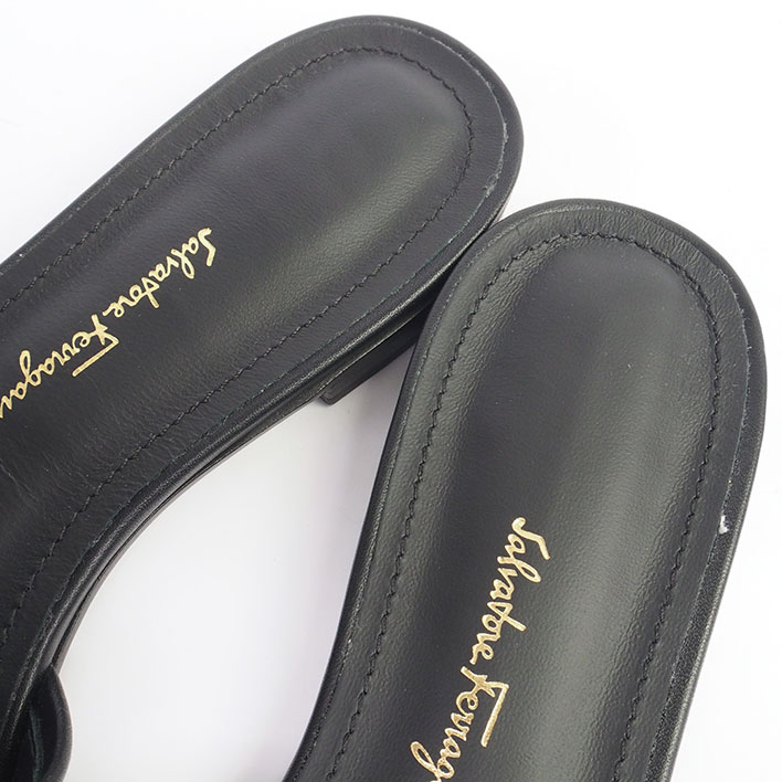 FERRAGAMO（フェラガモ） 【返品OK】【未使用品・新古品