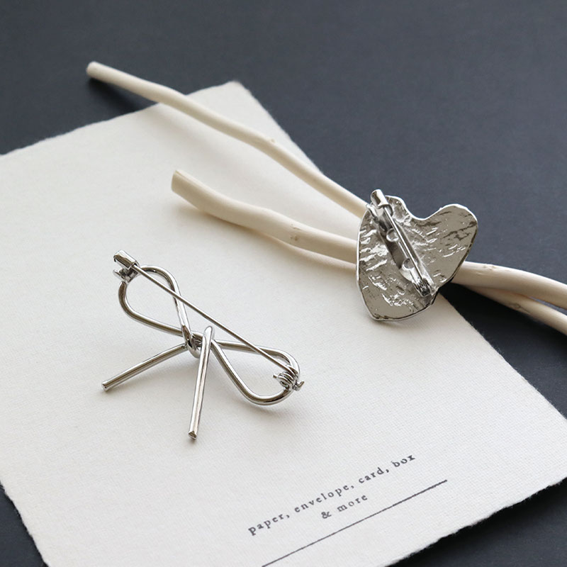 ❤お得なお品❤シュヴァルピンブローチ シルバー金具 エルメス ストールや帽子にも ❤お得なお品❤シュヴァルピンブローチ シルバー金具 エルメス