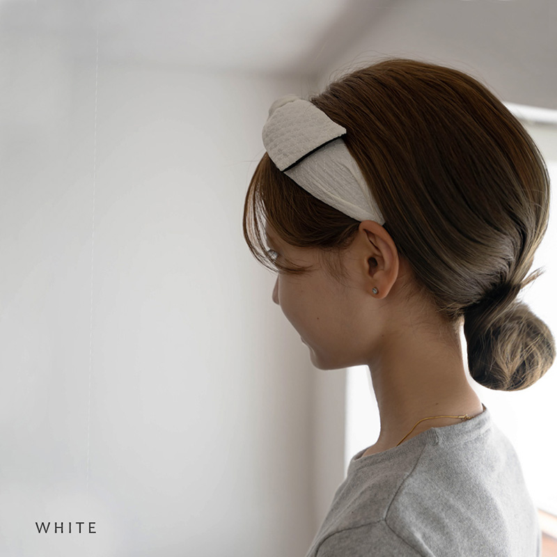 [Grace U]Michel Hairpin (Ivory)★韓国単独 flower - White - / pierce B003 / 韓国風 花 ビーズ ピアス