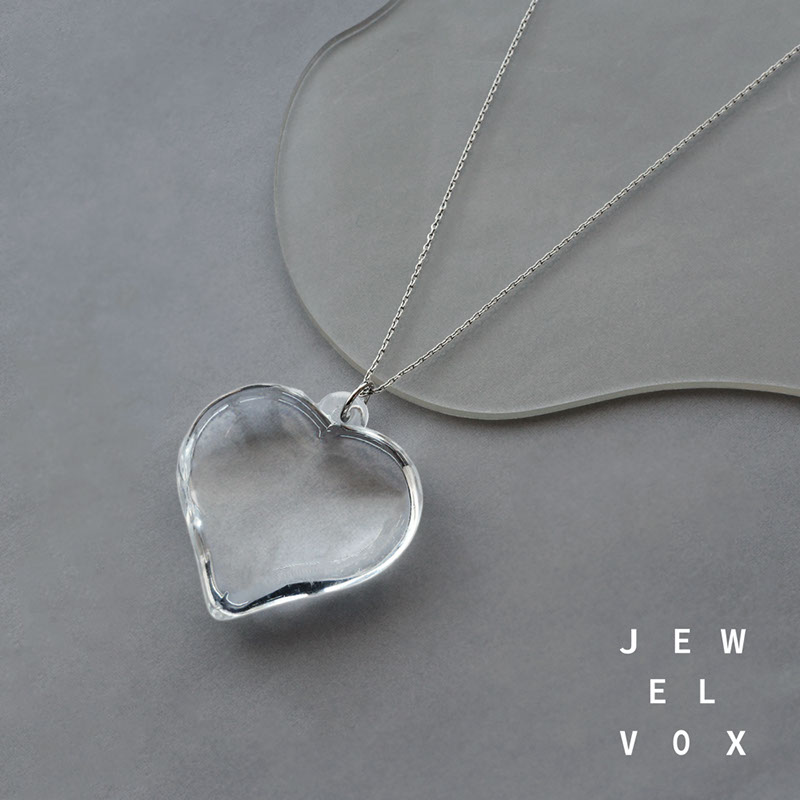 金属製 LOVE オブジェ シルバー Jewel VOX ネックレス レディース ニッケルフリー アクリル樹脂 金属