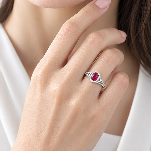 ルビー ダイヤモンド リング K18 ホワイトゴールド 1.0ct 取り巻き 