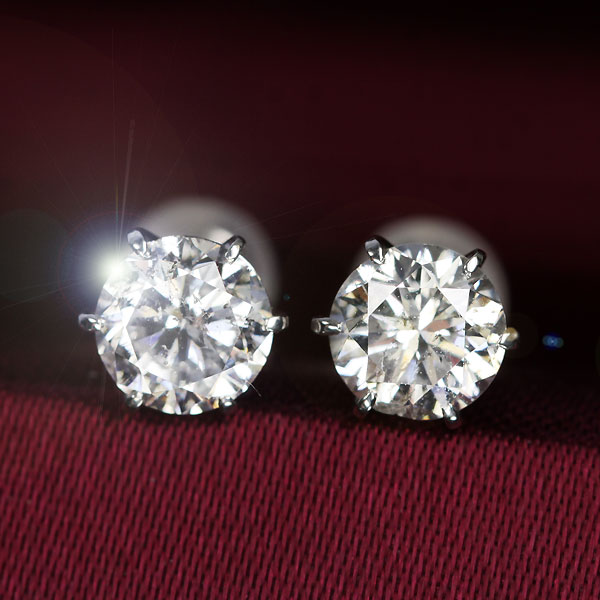 1.6カラット ダイヤモンド ピアス 0.8×0.8ct Pt900 プラチナ Dカラー