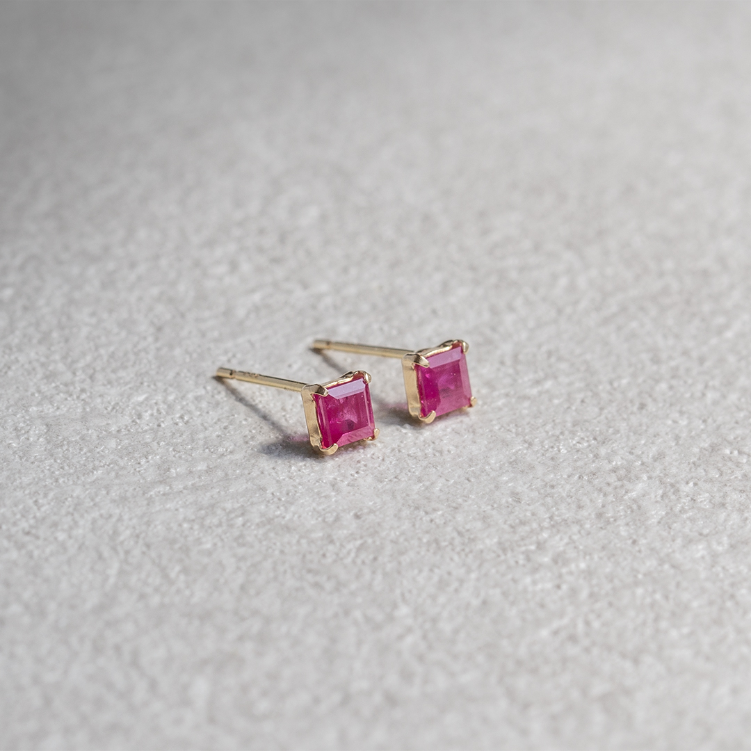 ジュエリーフィガロ ピアス K18 YG ルビー スクエアカット 18k 18金 7 