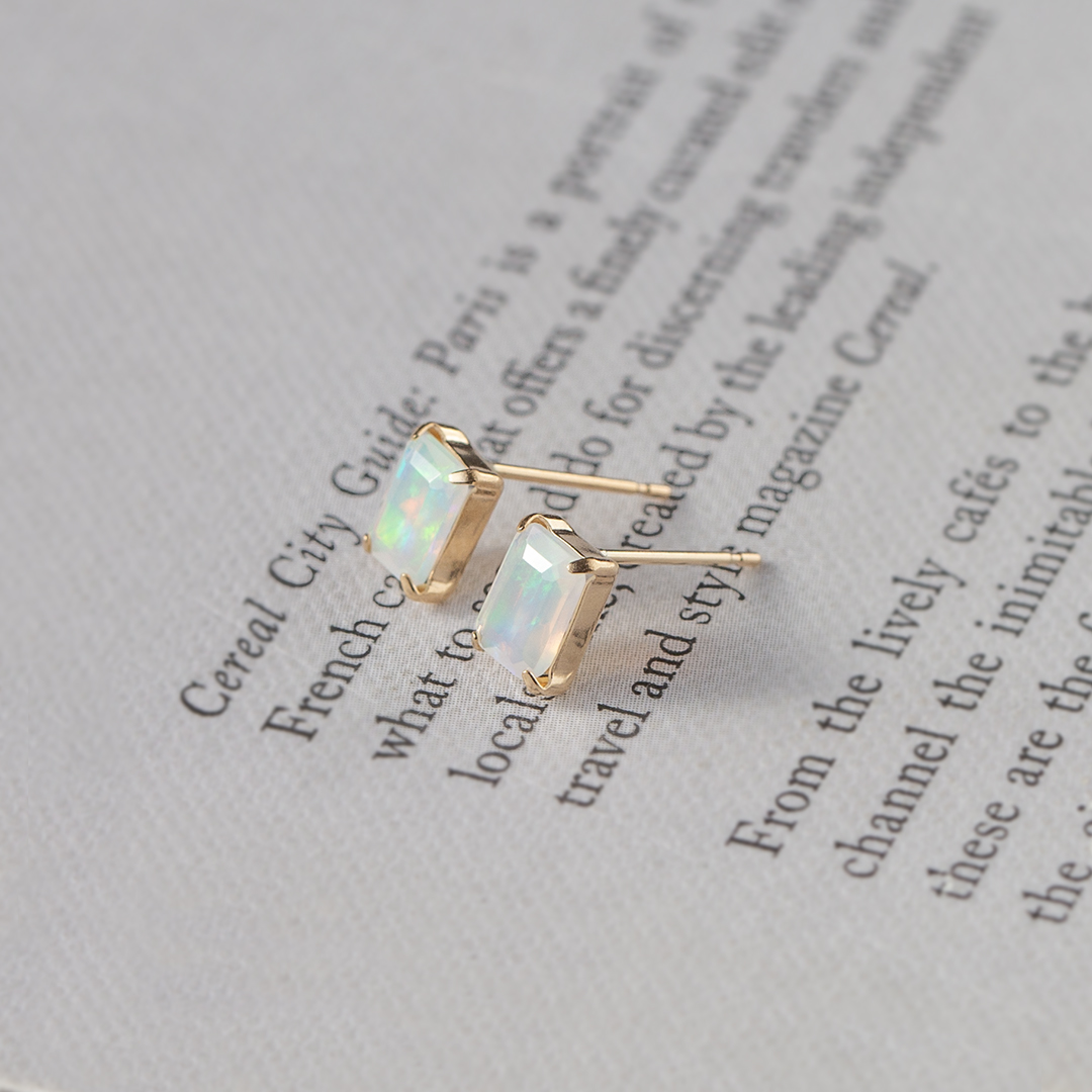 ジュエリーフィガロ ピアス レディース オパール スクエア 四角 誕生石