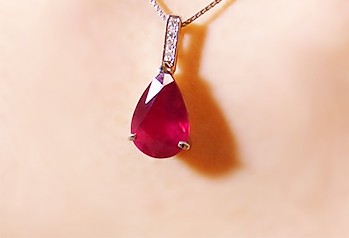 大粒　巨大　ルビー　ペンダント　ネックレス　ダイヤ　プラチナ　pt   18k n141-b.jpg