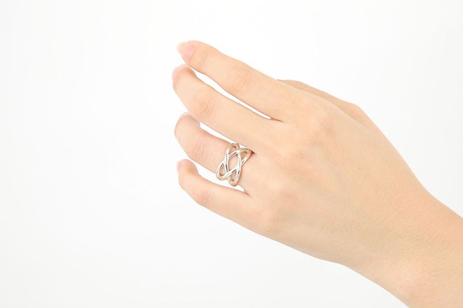 み*き様 Tiffany リング TIFFANY & CO. 【ティファニー】K18セラミックリング (NO.61965