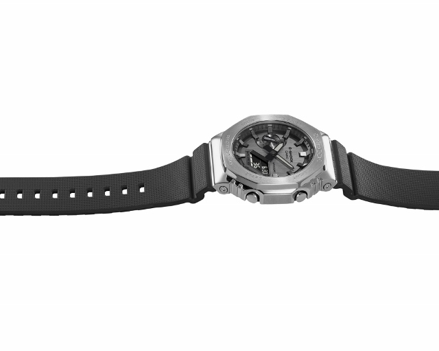G-SHOCK 正規新品 メタル 八角形 薄型 CASIO METAL COVERED メンズ