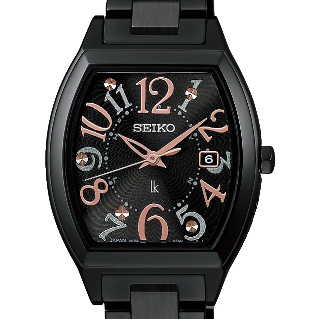 LUKIA '26-2 正規新品 レディースソーラー電波 トノー型 SEIKO LUKIA '26-2 正規新品 レディースソーラー電波 トノー型 SEIKO