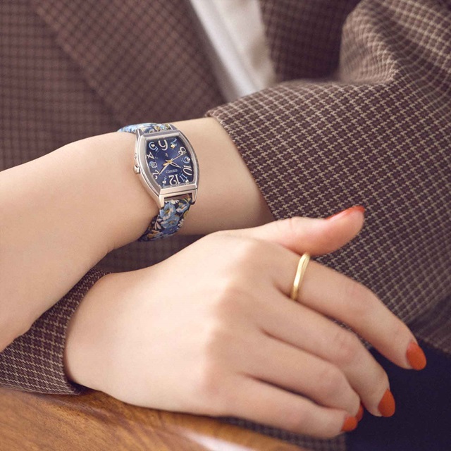 LUKIA '26-2 正規新品 レディースソーラー電波 SEIKO Happy Collection