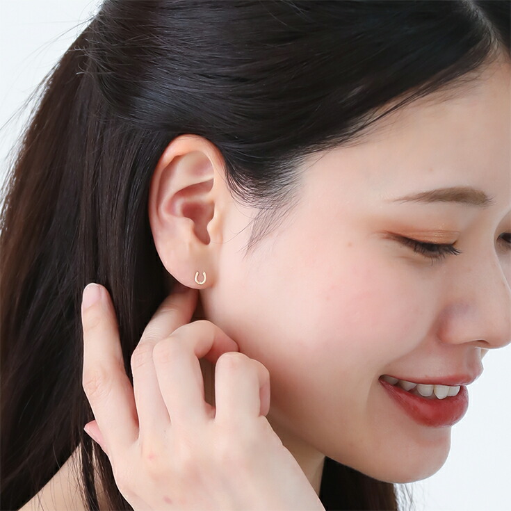 ピアス k18 18金 レディース ゴールド イエローゴールド ホースシュー