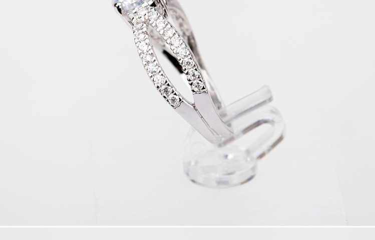 Swarovski スワロフスキー　シルバー クロスリング１０号 SWAROVSKI（スワロフスキー） リング レディース 指輪 9号 レア RARE