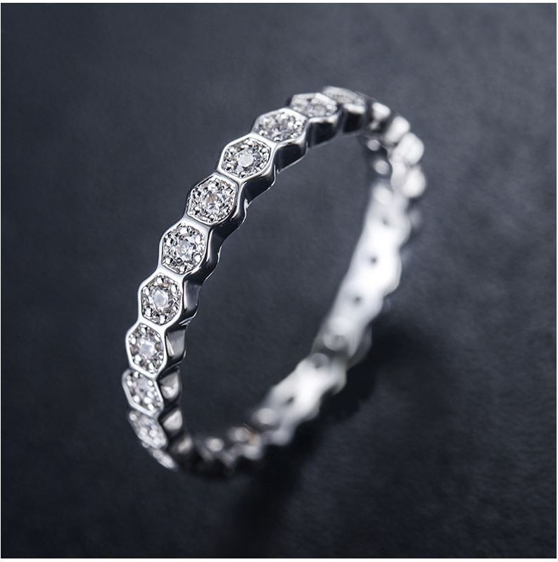 SWAROVSKI（スワロフスキー） 指輪 リング 真っ直ぐなデザイン重ね使い