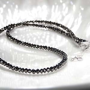  commodity image 1 [K18WG] black diamond necklace 30ct up [AAA Class ]