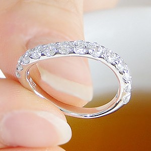 Jeweluce（ジュエルーチェ） ダイヤモンド エタニティ リング プラチナ