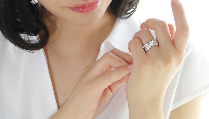 Jeweluce 【中央宝石研究所 鑑定書付き】1.5ctUP ダイヤモンド