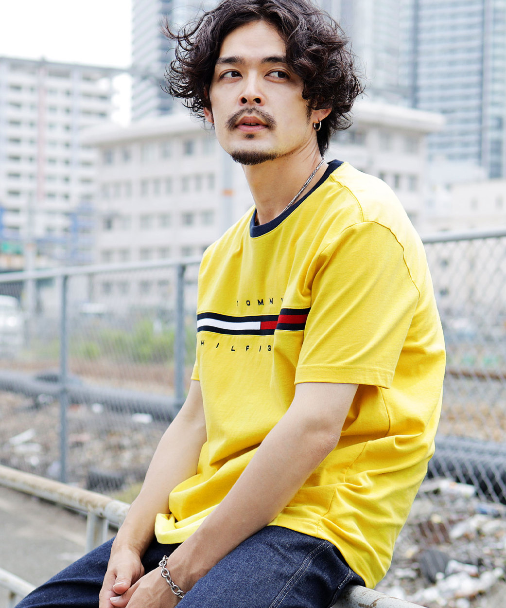 Tommy Hilfiger トミー ヒルフィガー Tシャツ メンズ トップス カットソー 半袖tシャツ ラインフラッグロゴ コットン