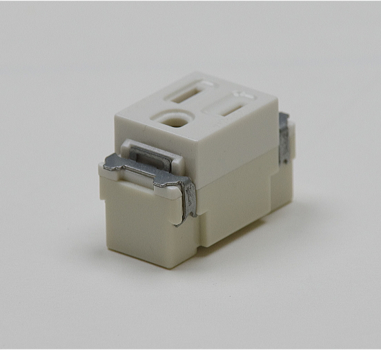 埋込連用接地極付コンセント NDG2111E 東芝 【電気工事士試験材料 