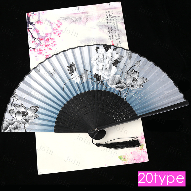 扇子 (z162#) 当日発送 20type うちわ レディース 和柄 浴衣 着物 女性用 和風 せんす 花柄 おしゃれ 折りたたみ 母の日 プレゼント 涼しい 和装小物 暑さ対策 |  | 20
