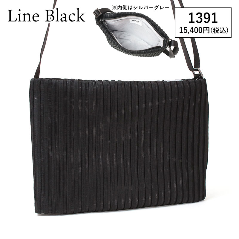 acrylic（アクリリック） ショルダーバッグ 坂雅子 薄マチ Pochette