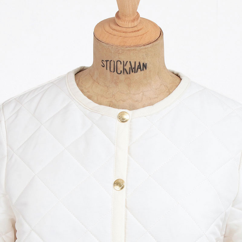 tww キルティングショートジャケット 首元ディテール