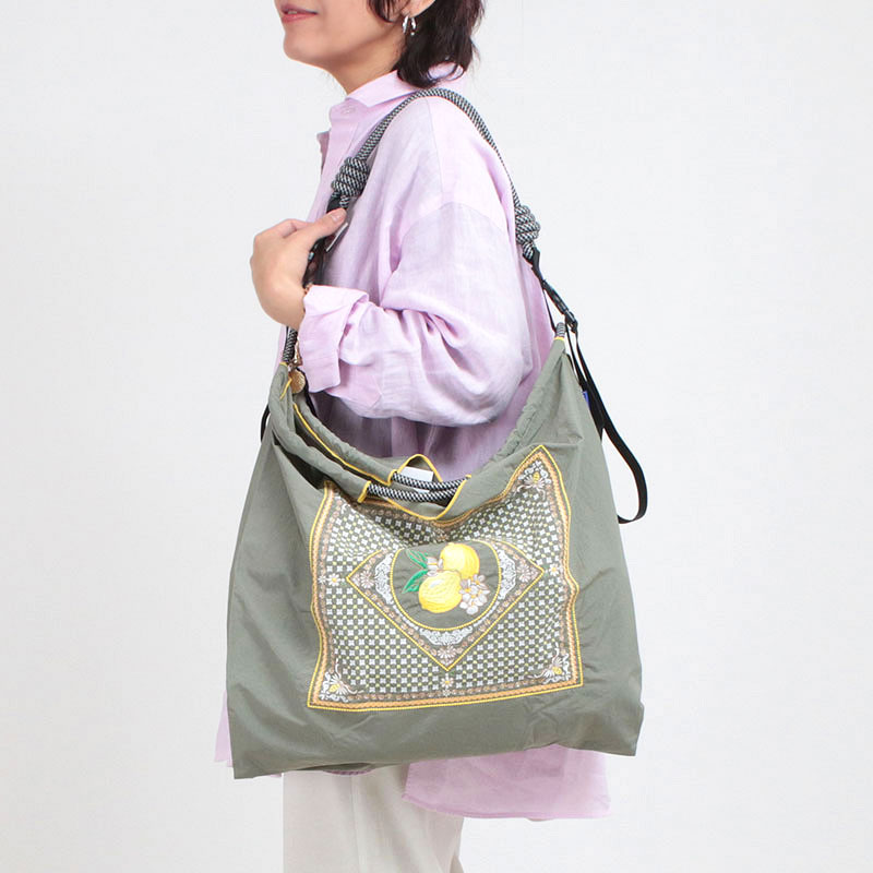 Ball&Chain ストラップ 着用イメージ