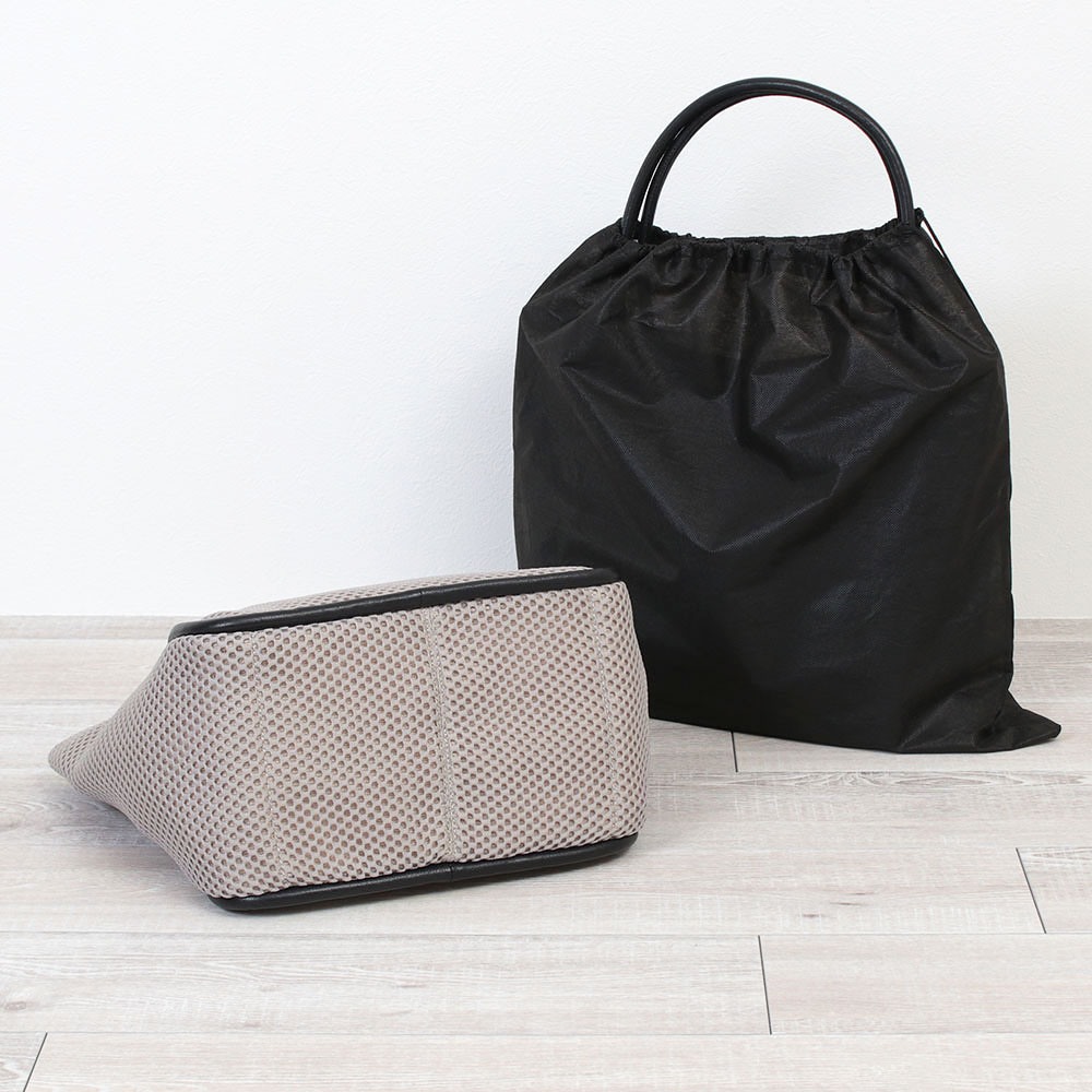 ル カムフラージュ トライブ メッシュトート Lサイズ 底