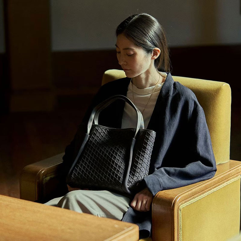 LAQUOH KAGOME トートバッグ コーディネート