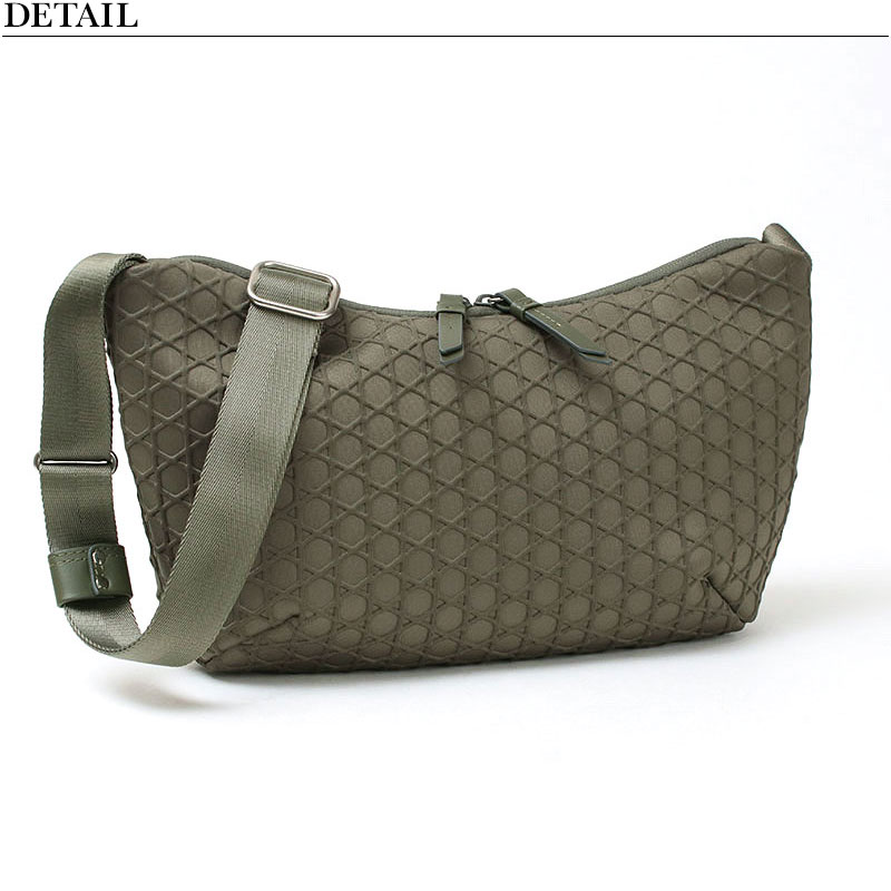 LAQUOH KAGOME ショルダーバッグ 正面