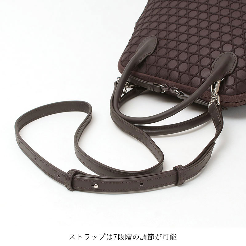 LAQUOH KAGOME ブガッティ型 ストラップ