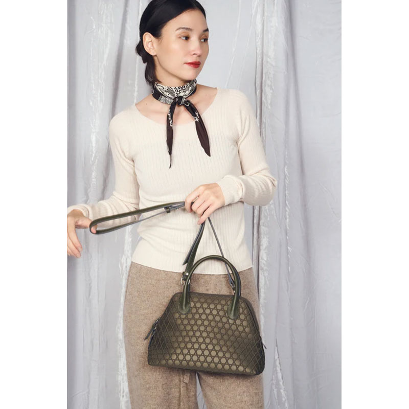 LAQUOH KAGOME ブガッティ型 公式イメージ