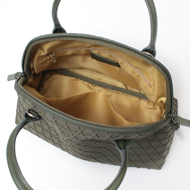 LAQUOH KAGOME ブガッティ型 カーキ内装